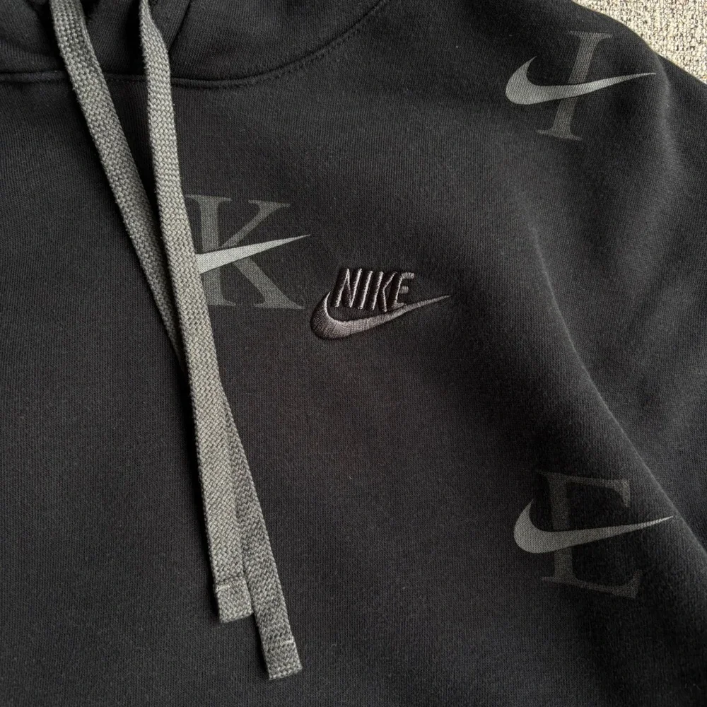 Nike Hoodie Mens M Sportswear Club Fleece Black All Over Print Swoosh Pullover